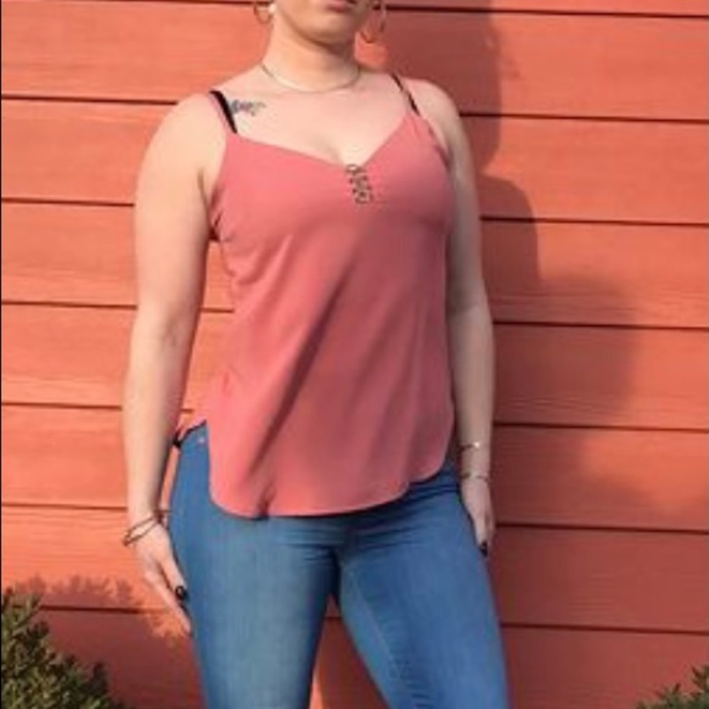 Classy coral tank